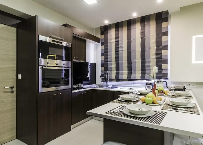 Rhodes * Rhodes City